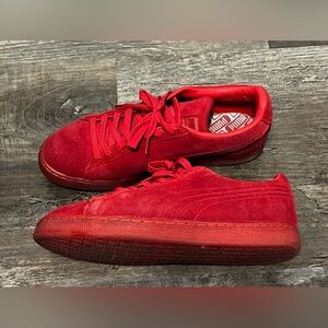 FINAL PRICE DROP Puma Suede Classic Triple Red Sneakers